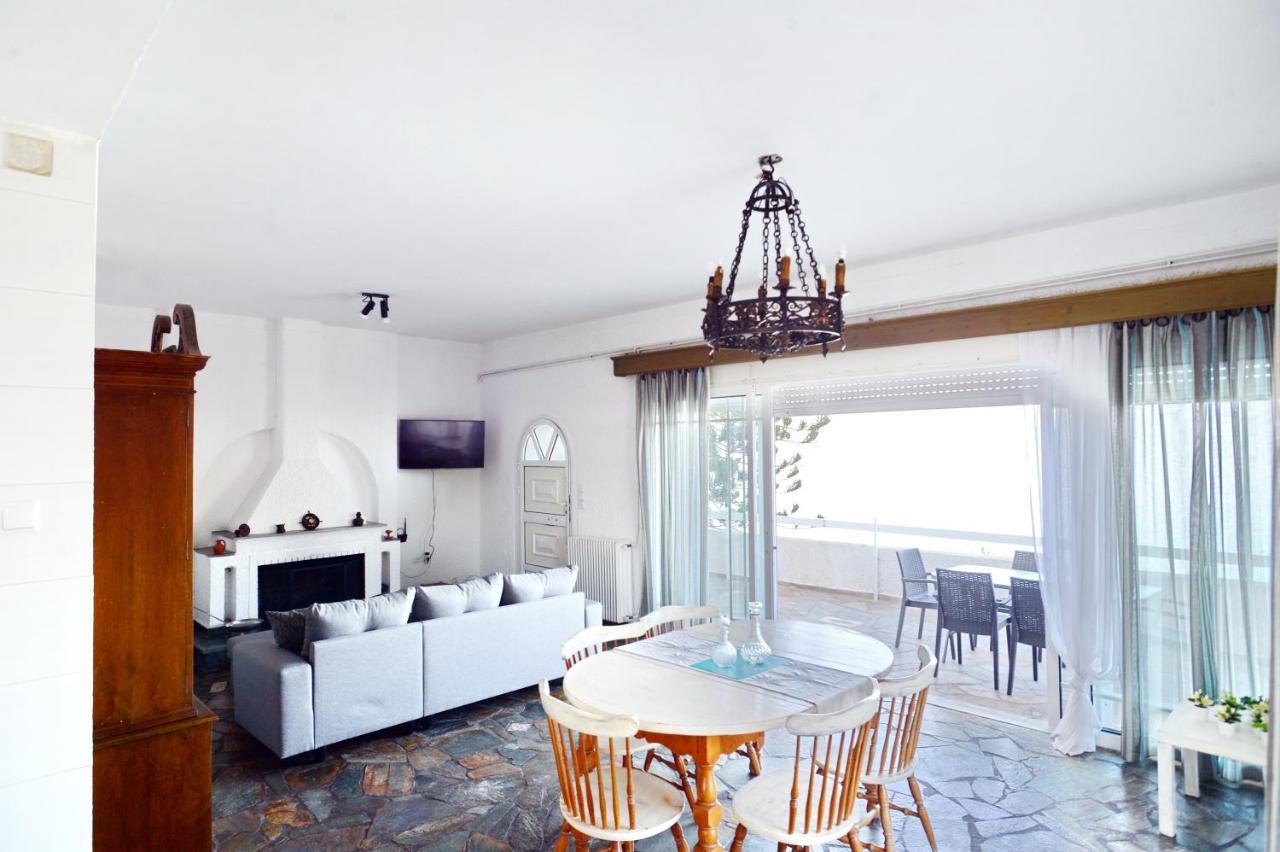 Antorina Beachfront Villas With Private Pools Kamari  Екстериор снимка
