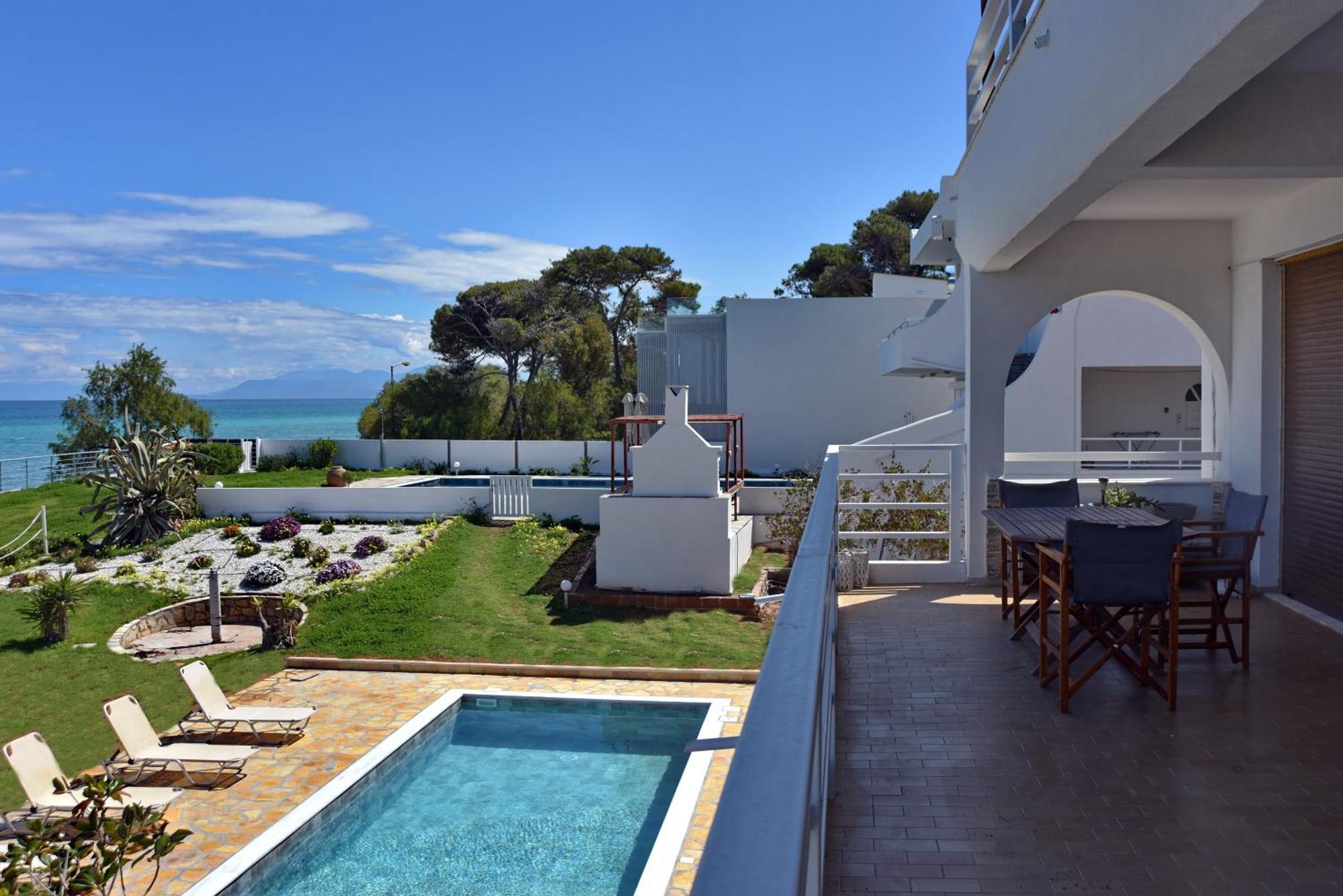 Antorina Beachfront Villas With Private Pools Kamari  Екстериор снимка
